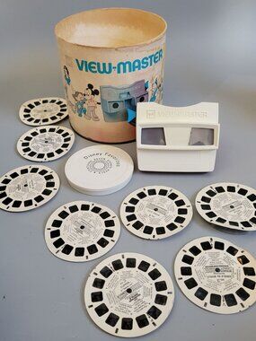 Vintage GAF View-Master Viewer With Disney Favorites 7 Reels & Original Box